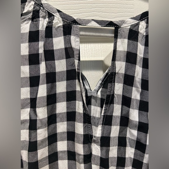 Loft Gingham Tie-Back Keyhole Tank - Picture 4 of 7